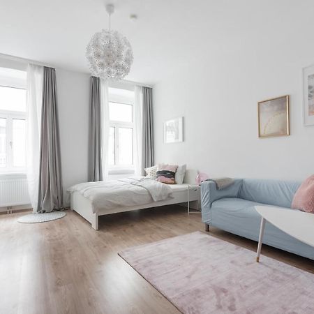 Nice Apartment In Lovely Area 비엔나 외부 사진