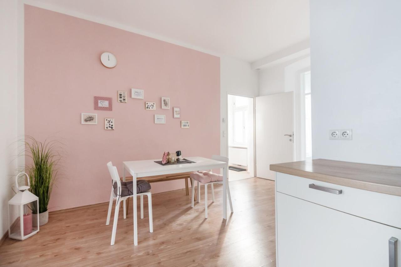 Nice Apartment In Lovely Area 비엔나 외부 사진